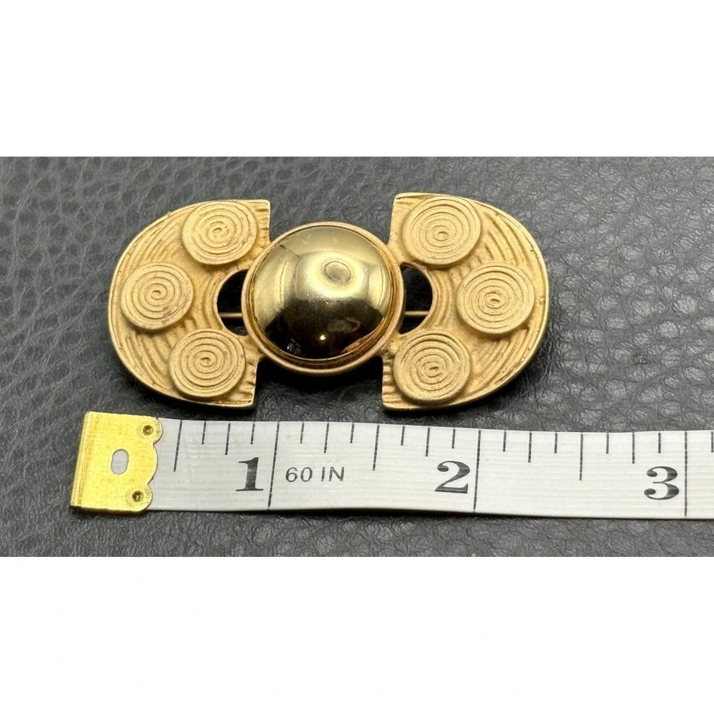 Vintage 80s Chunky Gold Tone Applied Spirals Brooch Pin Runway Mod